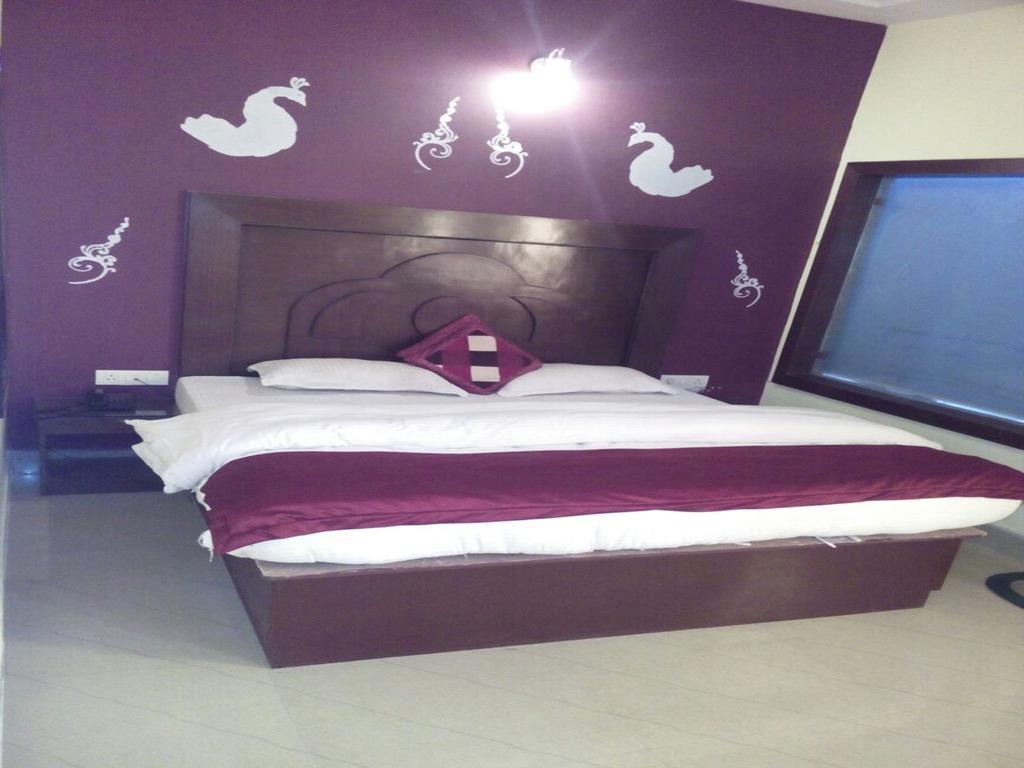 Hotel New Park Plaza Haridwar Exterior photo