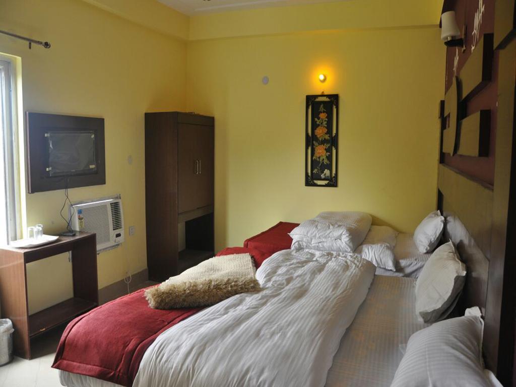 Hotel New Park Plaza Haridwar Exterior photo